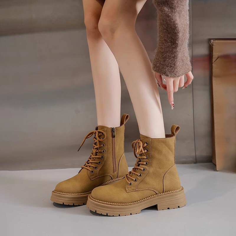 Boots for Women 2025 Autum New British Style Thick Heel Thick Sole Short Boots for Women Casual Versatile Motorcycle Rhubarb Boots Boots for Women 2025 Autum New British Style Thick Heel Thick Sole Short Boots for Women Casual Versatile Motorcycle Rhubarb Boots