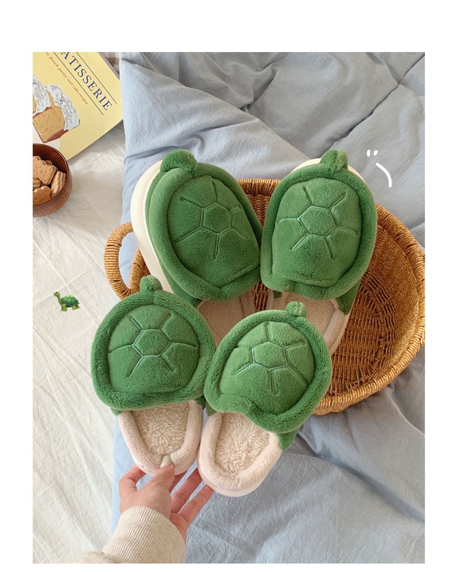 Green turtle-shaped slippers two pairs in the photo