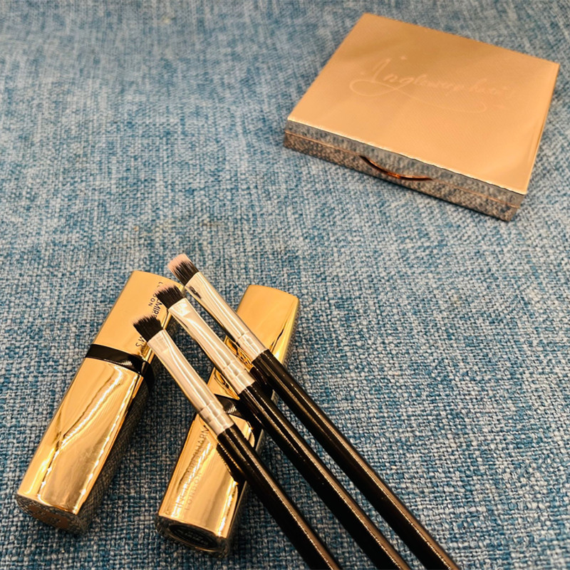 Directo de fábrica sola línea de cabeza oblicua negro cepillo de pestañas rizador de ojos cepillo de cejas cepillo de espiral injerto cepillo de cejas herramientas de belleza