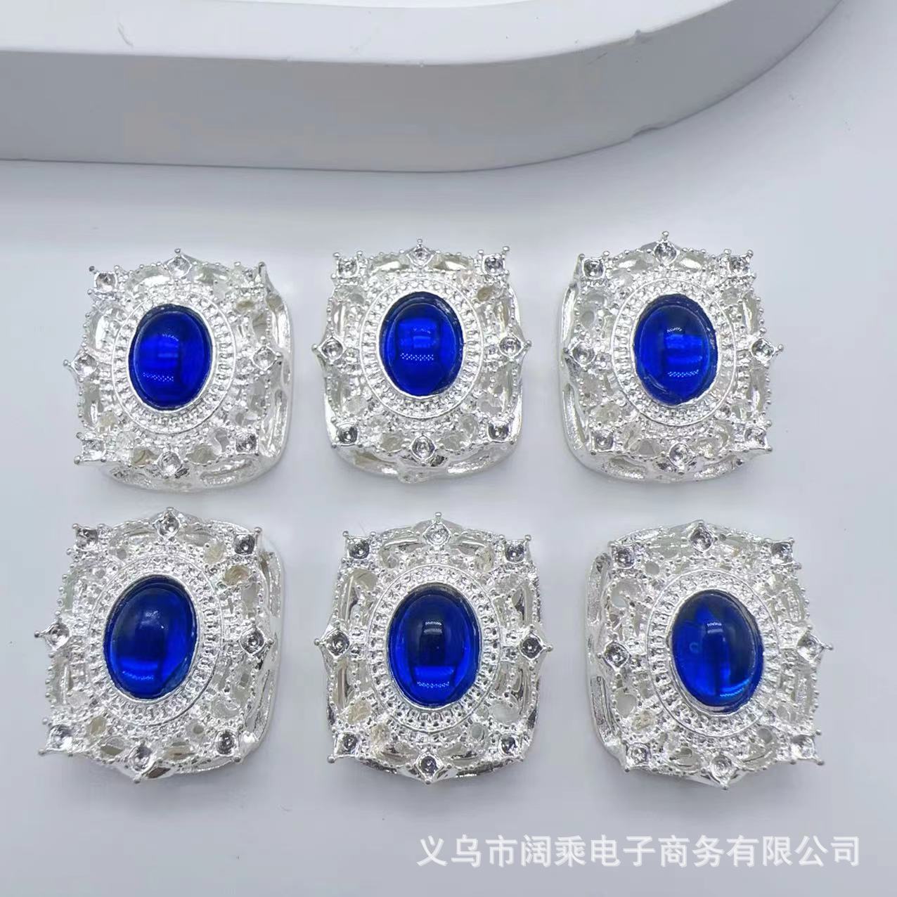 ダイヤモンドの長い方の大きい魔の箱の多い八穴のジルコニウムのdiyの手作りのビーズのブレスレットのネックレスの合金のアクセサリーのビーズの部品