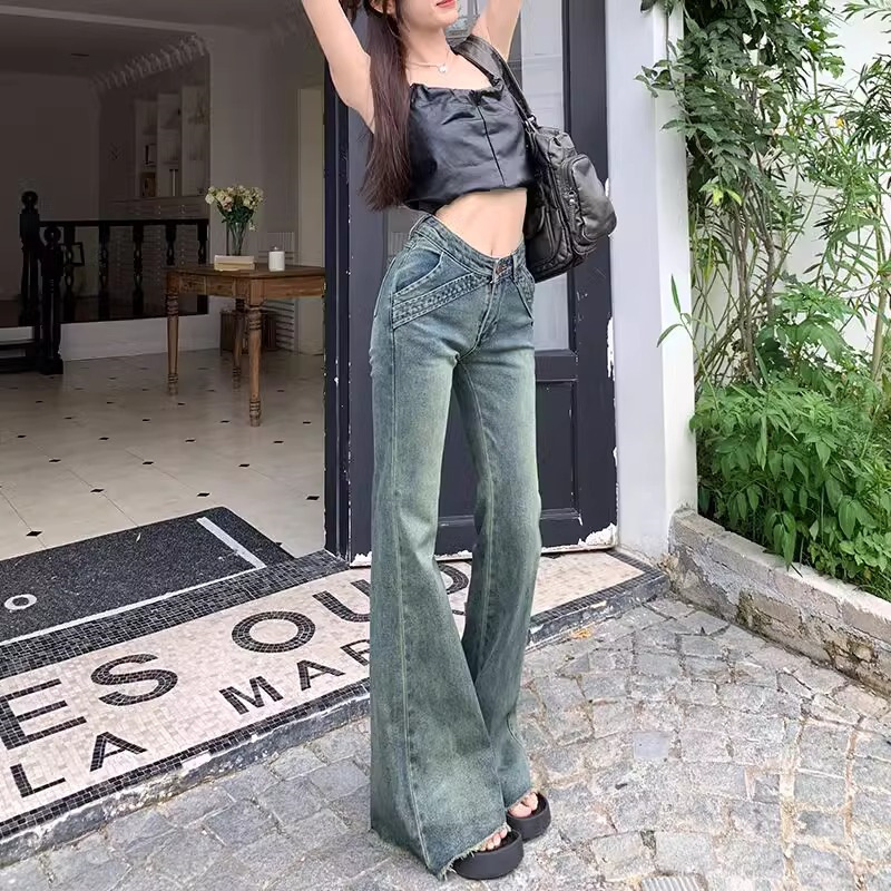 Vintage Flared Jeans for Women, Autumn 2025 New Style, Patchwork Raw Hem, Slimming, Fashionable, Comfortable Wide-Leg Pants