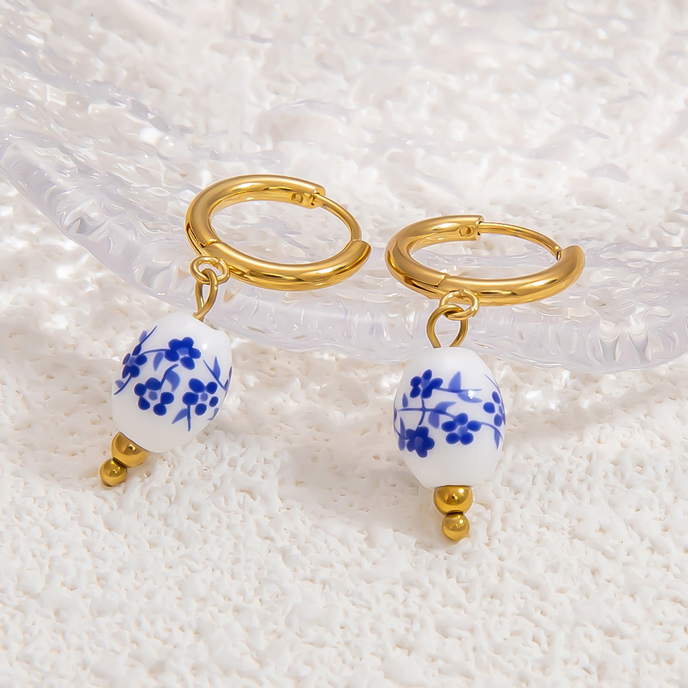 PVD Coated Stainless Steel Pendants Heart Shape 304 Stainless Steel Hip-Hop Vintage Style Waterproof Non Tarnish Earrings Necklace display picture 11