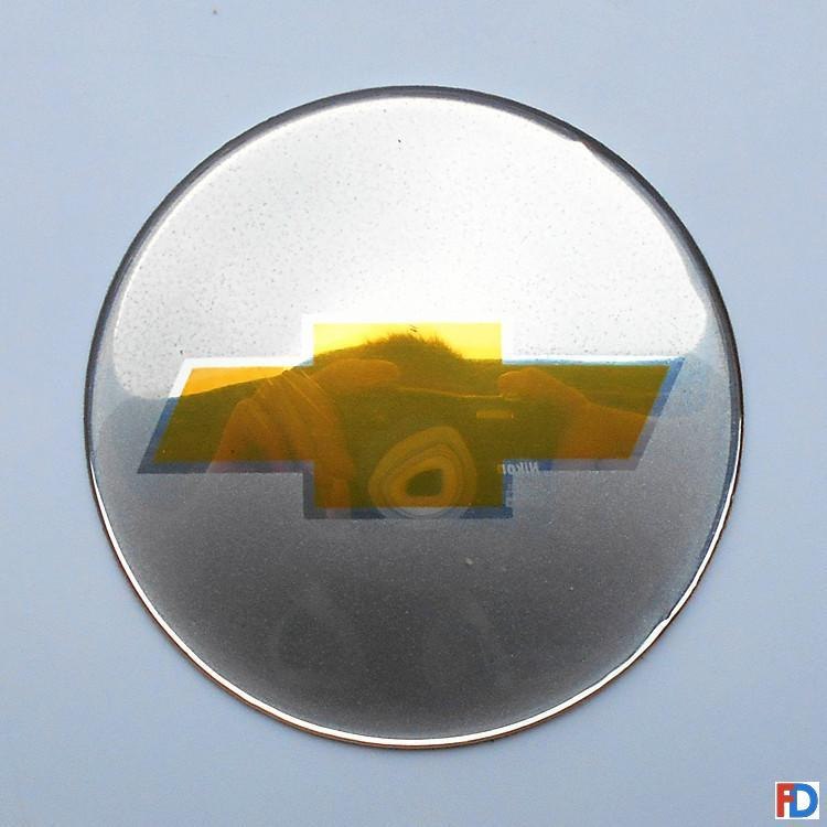 Etiqueta decorativa del logotipo del automóvil Etiqueta engomada del automóvil de metal Etiqueta de modificación del volante Etiqueta del cubo de la rueda Etiqueta del automóvil de cada marca 65mm