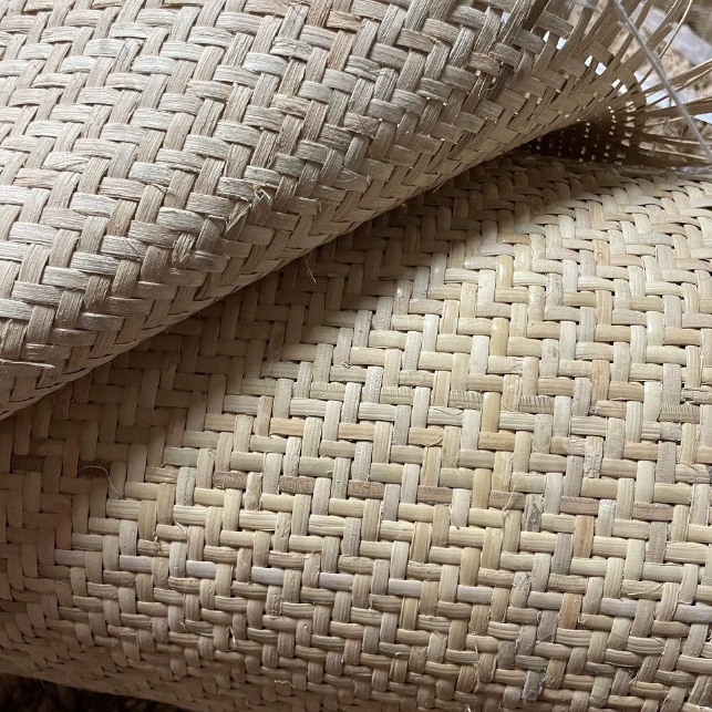 Сила источника Производители поставляют не наследственные культурные наследования ручной работы