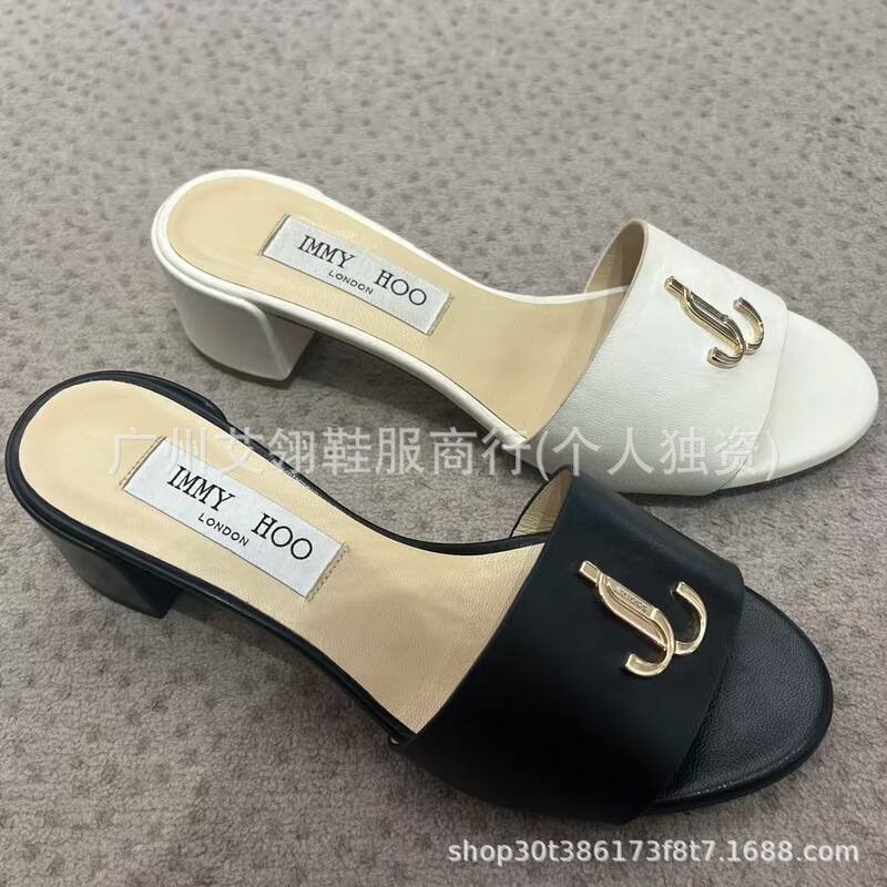 25 New Foreign Trade Models from Europe, America, Middle East, Dubai, Netherlands, Singapore, and Turkey with Metal Rhinestone Buckle Genuine Leather Slip-On Slippers 25 New Foreign Trade Models from Europe, America, Middle East, Dubai, Netherlands, Singapore, and Turkey with Metal Rhinestone Buckle Genuine Leather Slip-On Slippers