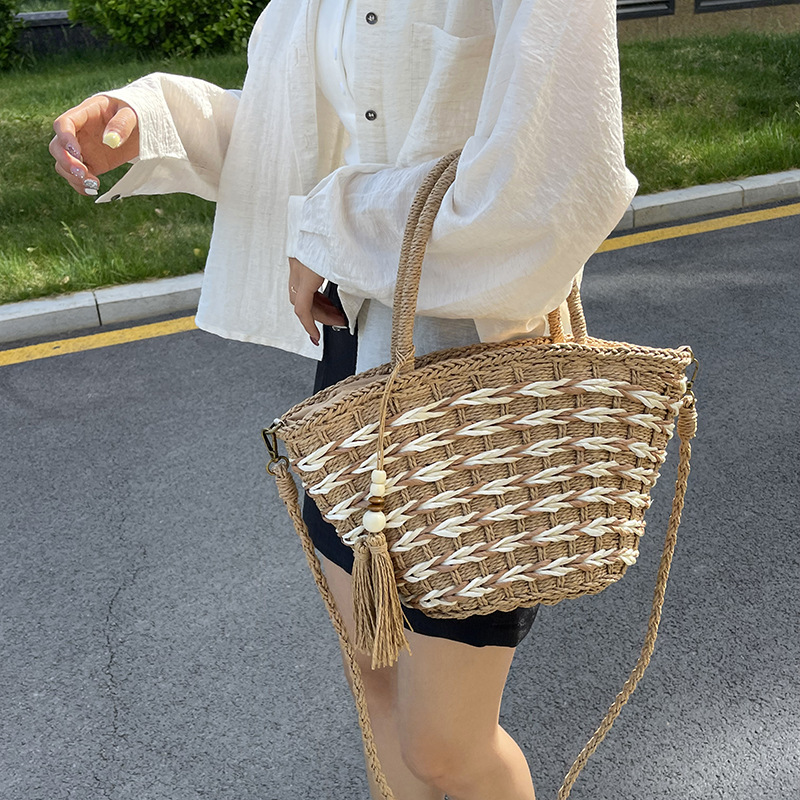 Bolsa de mano de verano extranjera de tejido para mujeres 2024 nuevo temperamento bolso de hombro de moda de paja tote