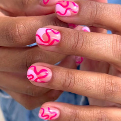 Elegant Short European and American Pink and White Curved Nail Art with Irregular Wave Patterns, Barbie Pink Ins Style Artificial Nails, Specifically Designed for Ladies