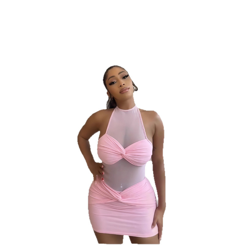 2025 verano de ropa de mujer europea y americana malla de costura sexy cuello sin mangas encaje apretado vestido corto de cadera mujer
