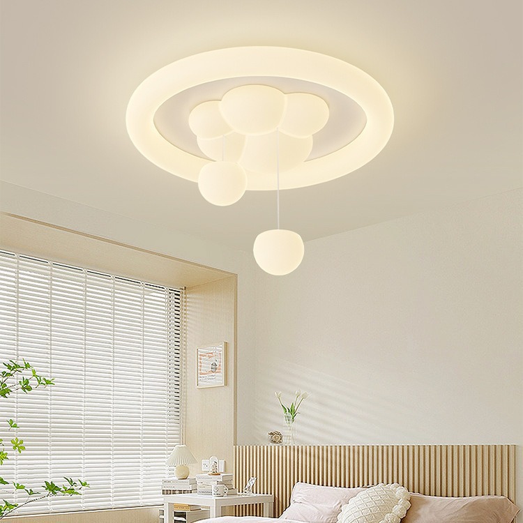 Diseñador creativo crema viento dormitorio infantil principal moldeo rodante bola colgante lámpara de techo simple restaurante tienda de ropa lámparas