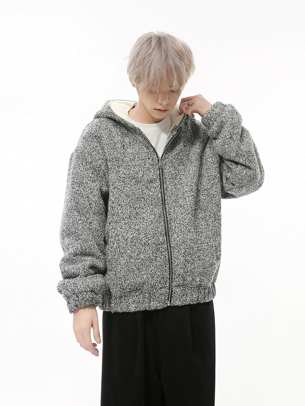 MTLCLOTHES Hombres| Nuevos productos de otoño coreanos con capuzas de vello pequeño viento fragante suelto de alta sensación chaqueta