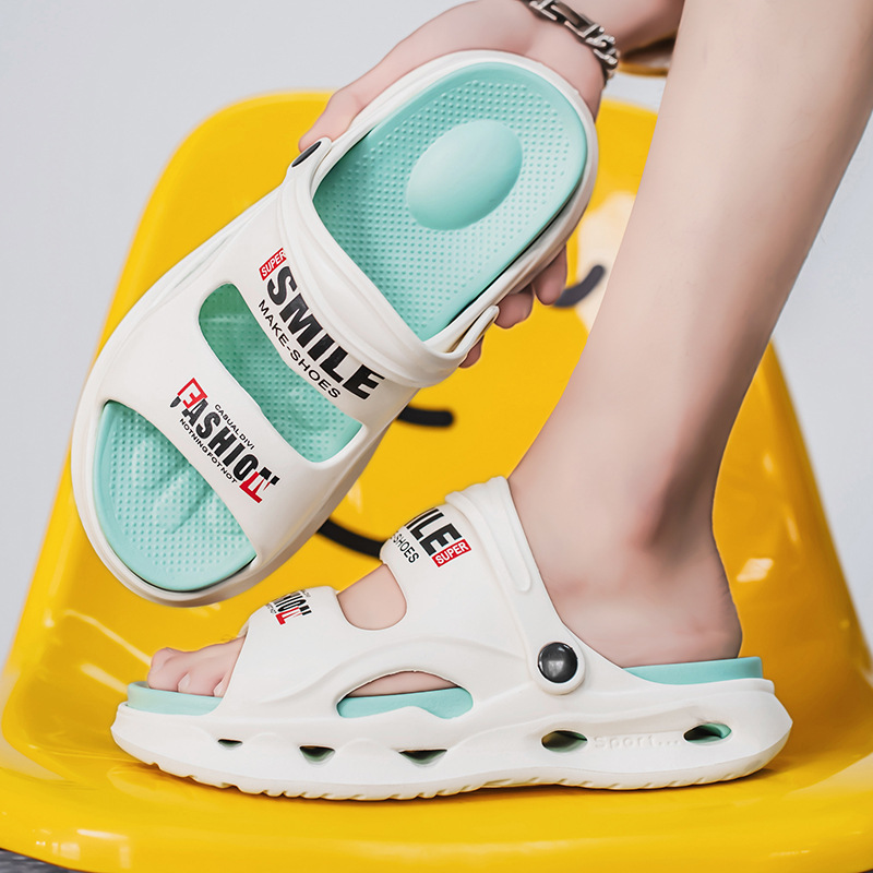 En nombre de las pantuflas EVA para hombres, uso exterior de verano, antideslizante, resistente al desgaste, pisando mierda, sandalias de una palabra, sandalias de playa deportivas y de ocio