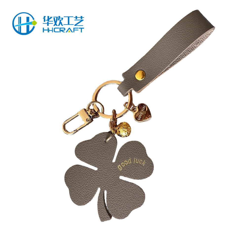 创意时尚幸运四叶草 汽车皮革钥匙扣 包包挂饰情人节礼物铃铛挂件