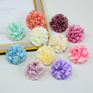 ����ǧ�Ӿջ��^���lС��ս����ٻ��ֹ����ϔzӰ���߻��h�^��仨