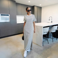 A 003 时尚休闲显瘦慵懒风修身长款条纹圆领短袖开叉连衣裙女