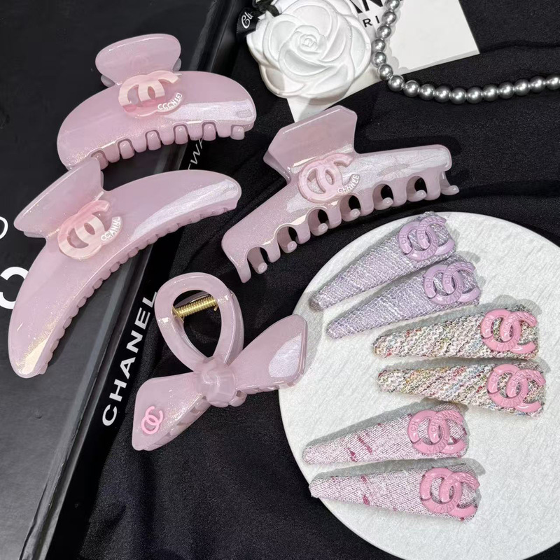 Pink High-Quality Hair Clip, Acrylic Claw Clip, Light Luxury Back-Of-The-Head Shark Clip, Elegant and Unique Korean/Japanese Style Hair Accessory, Simple Design Pink High-Quality Hair Clip, Acrylic Claw Clip, Light Luxury Back-Of-The-Head Shark Clip, Elegant and Unique Korean/Japanese Style Hair Accessory, Simple Design