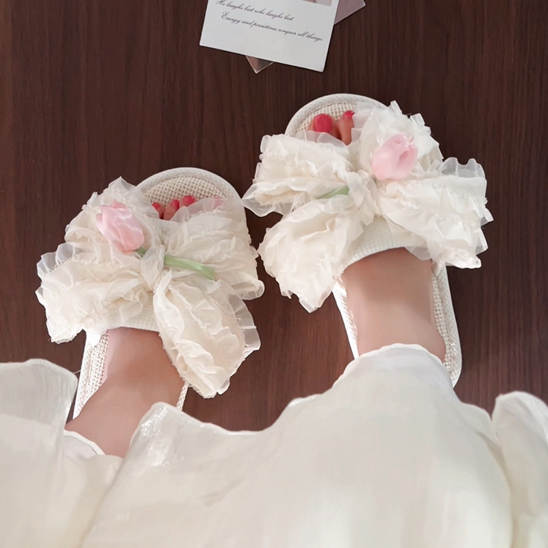 Cute romantic and delicate non-slip universal slippers with bow…
