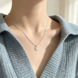清新甜美圣诞雪花项链女日常轻奢精致小众独特设计ins锁骨链