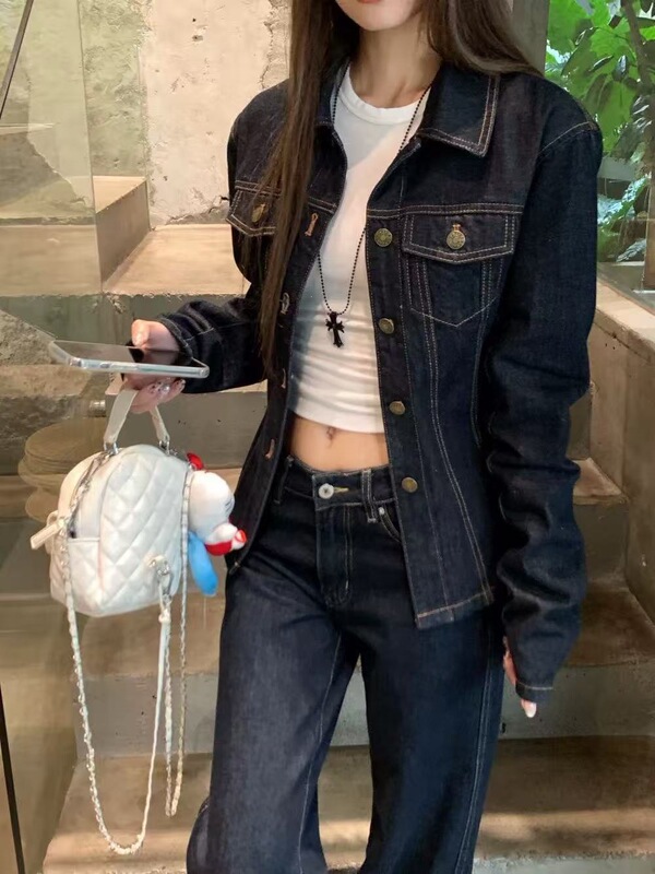 American retro blue denim jacket for women, 2025 new autumn casual short jacket with a turn-down collar for petite figures American retro blue denim jacket for women, 2025 new autumn casual short jacket with a turn-down collar for petite figures