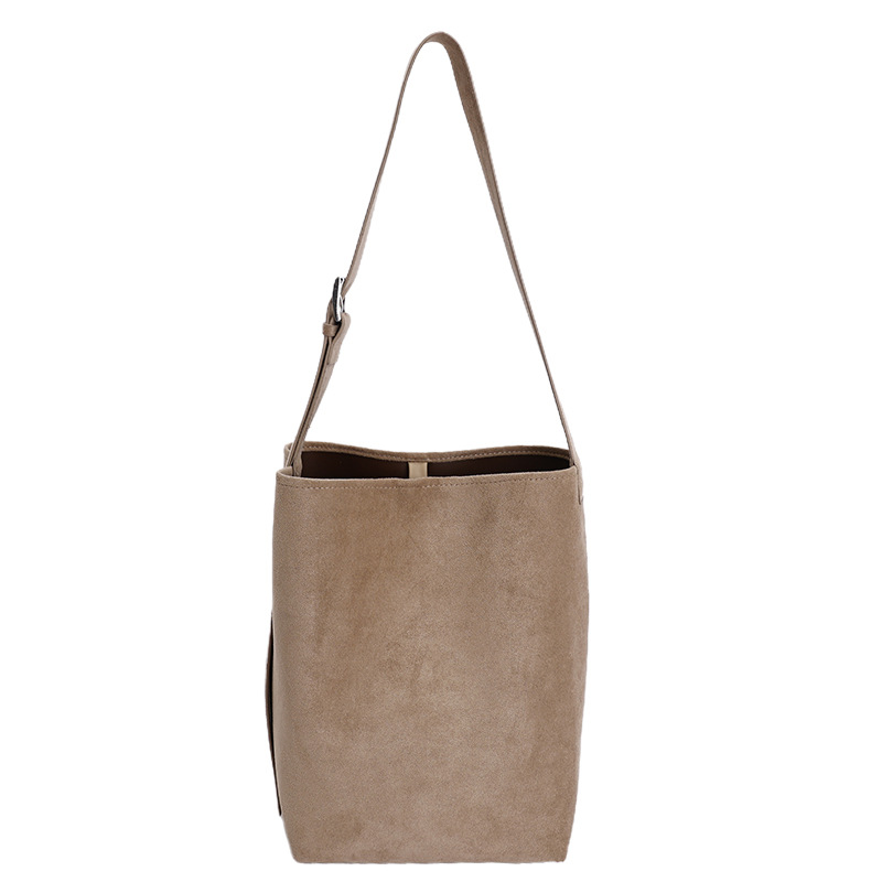 2026 Autumn/Winter Large Capacity Tote Bag For Women Students New Suede Shoulder Bag Simple Korean Style Commuter Bucket Bag - Thumbnail 6