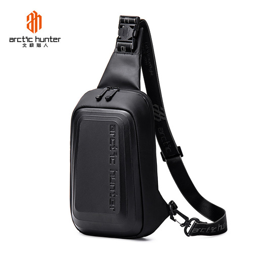 New fashion brand EVA hard shell crossbody bag, water repellent and pressure resistant motorcycle armor bag, cycling chest bag for men