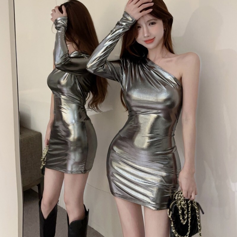 Sexy Hot girl liquid metal sense autumn and winter dress silver bar cool shoulder long sleeve slim sheath dress women