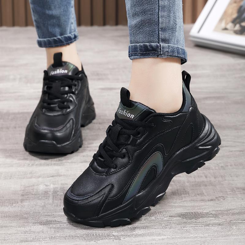 Zapatos de mujer de marca de otoño e invierno zapatos deportivos casuales impermeables de cuero negro zapatos de papá de suela suave de todo fósforo zapatos de viaje antideslizantes