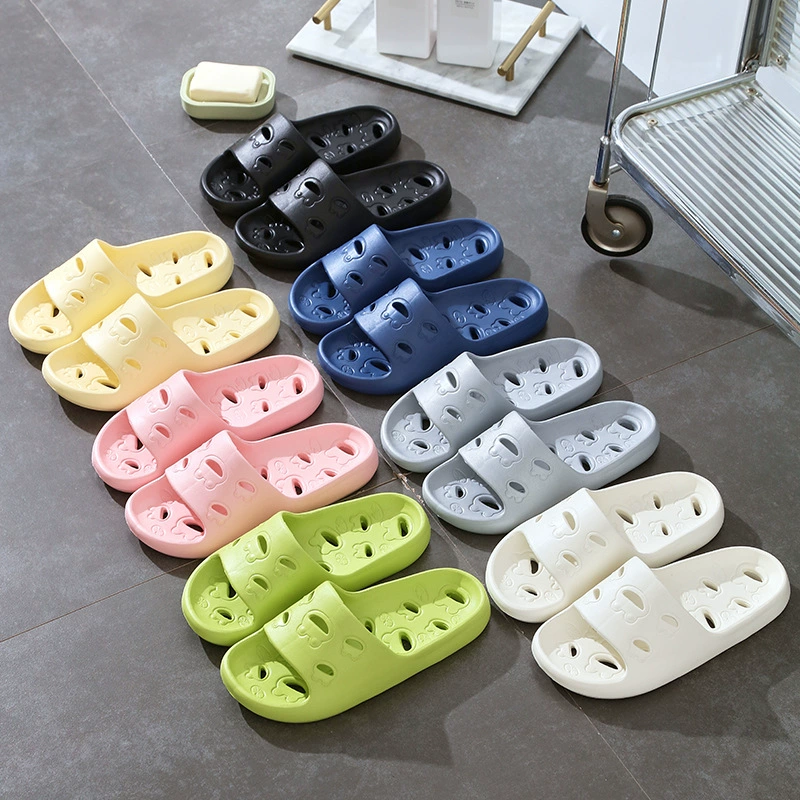 Ванные slippers для женщин летом дома с дырчатой подошвой, противоскользящие толстые подошвы, EVA тапочки с ощущением помета для мужчин