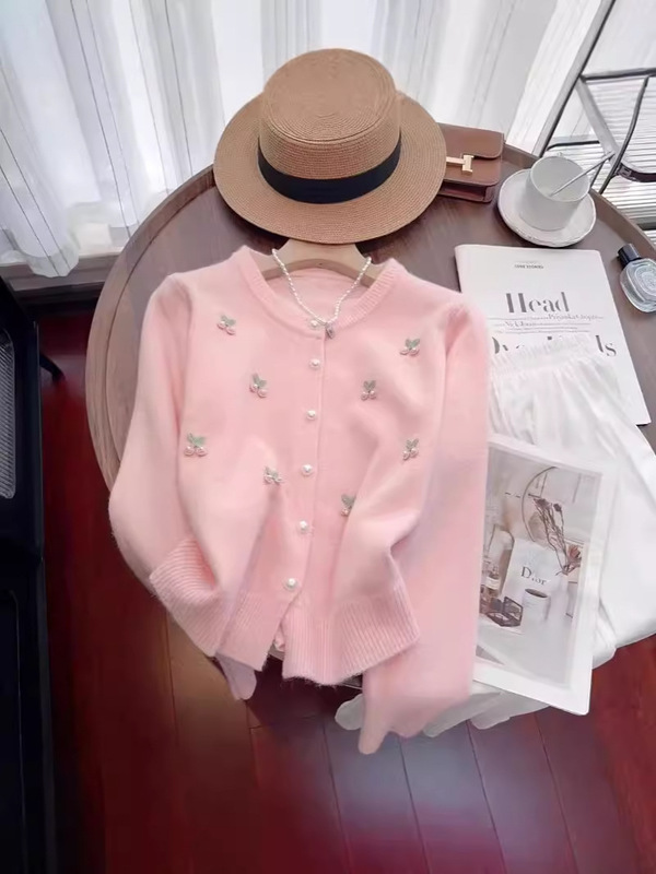 Early Autumn Sweet Cherry Sweater Cardigan Jacket for Women Korean Style Autumn and Winter New Design Niche Versatile Knitted Top