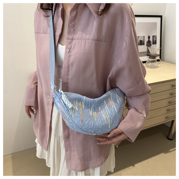 The new 2024 fashionable canvas versatile dumpling bag, a simple and stylish single-shoulder bag for commuting ladies with a high level of appearance undefined