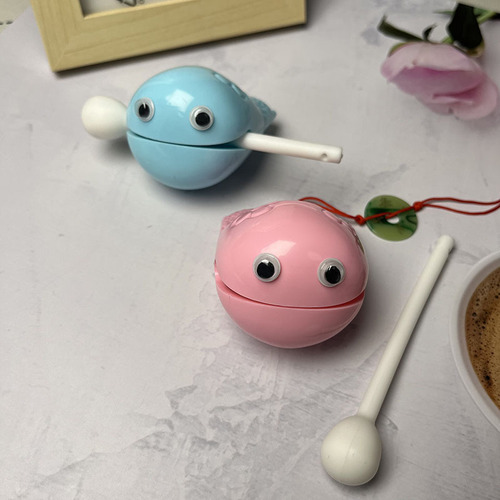 Xiaohongshu's trendy wooden fish stress-relief gift: a soothing, healing percussion instrument—perfect as a calming, de-stressing toy for your office.