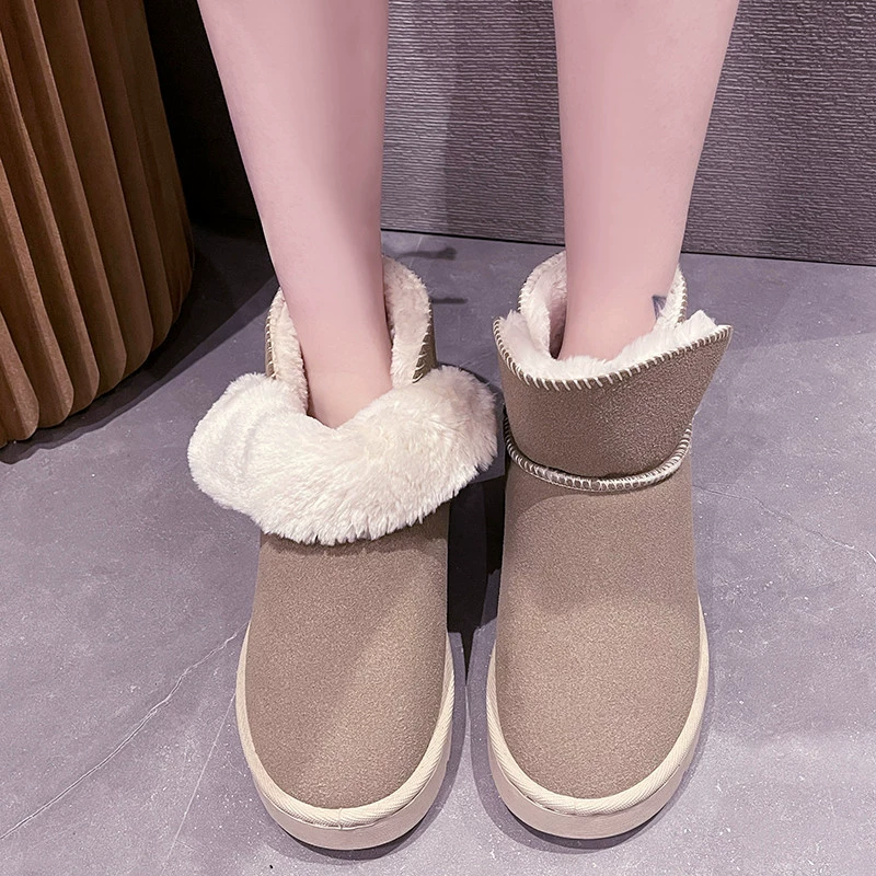 Warm polyurethane boots, 2025 years, mid-length