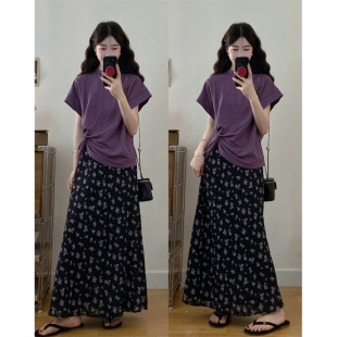 Plus Size Summer New Fat mm Design Twisted Waist Short-Sleeved T-Shirt Floral Skirt Two-Piece Set