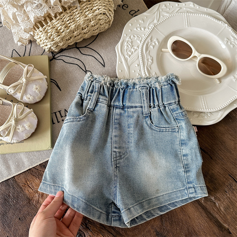 Pantalones cortos de mezclilla de siete niñas de limón salado verano nuevo estilo para niños estilo occidental moda bebé delgado pantalones casuales sueltos image 4