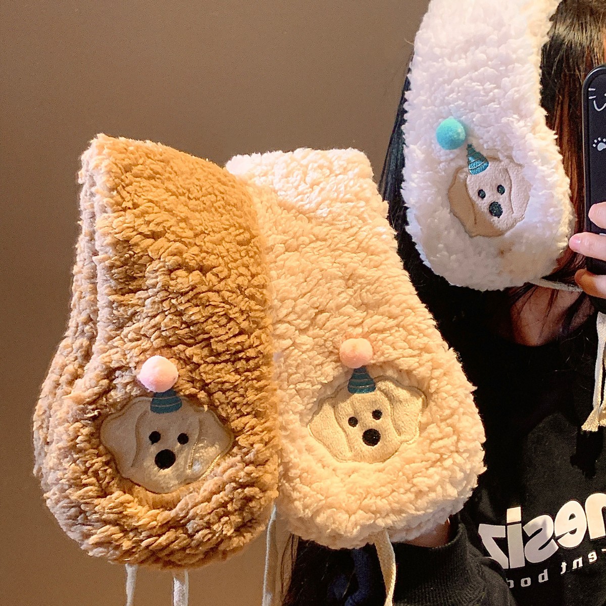 Hermosas nuevas orejas de peluche perros cálidos auriculares auriculares de invierno estudiantes montar a prueba de viento y frío protector de oídos