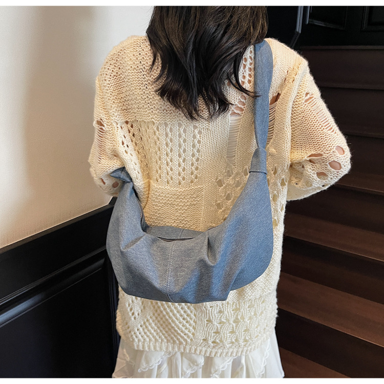Niche design denim bag for women 2025, large capacity, casual and versatile, single-shoulder crossbody dumpling bag, fashionable underarm bag undefined