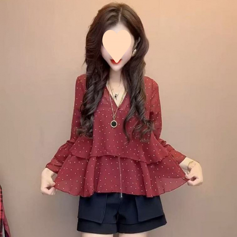 女性用フレンチデザインシフォンシャツ、黒水玉トップス、ベルスリーブフリルシフォンシャツ|undefined