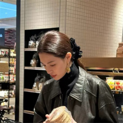鐘楚セイパリ同金 ~ 黒レースの美しい髪は高級感のある大腸帯をつかんで新型韓国の髪飾り女をつかむ