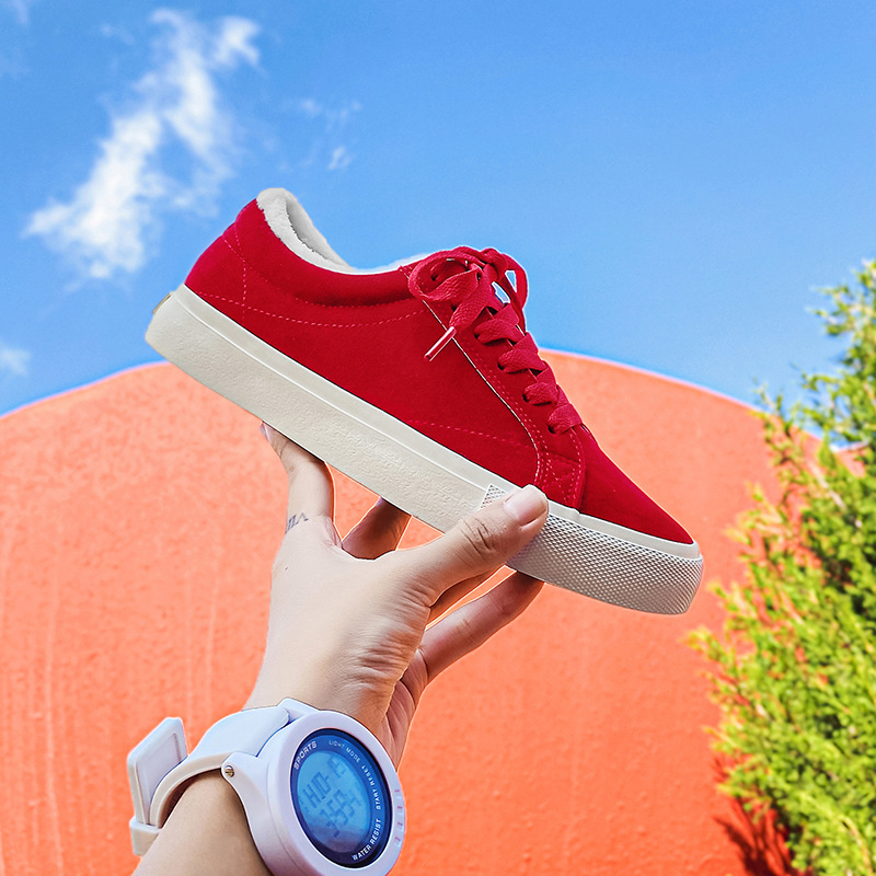 Invierno nuevos zapatos de tablero de moda todo a juego de lana forrada cálido par zapatos de lona estudiante masculino zapatos casuales al por mayor