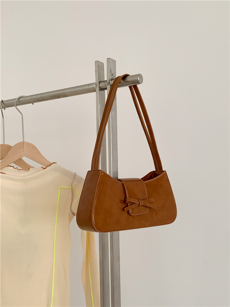 Borsa a tracolla singola rossa da donna 2024, nuova versione coreana, alla moda, minimalista, con fiocco sottobraccio_voghion.com