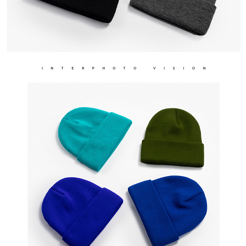 Unisex Simple Style Solid Color Eaveless Wool Cap display picture 4