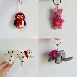 尼泊尔 羊毛毡可爱背包挂件呆萌小动物毛绒公仔挂件钥匙扣礼物