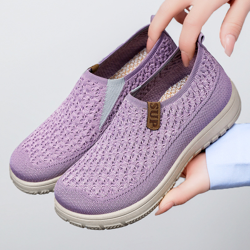 Primavera y otoño nuevos viejos zapatos de tela de Beijing zapatos de mujer con suela suave cómodo con un pie de calzado de calzado, zapatos casuales antideslizantes con suela gruesa para mujeres