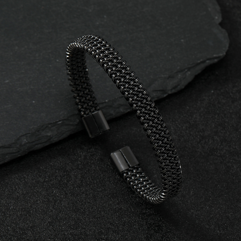 Titanium Licht luxe Hoogwaardige golf Gebakken deeg Twists opening C-vormige armband Roestvrijstalen sieraden_voghion.com