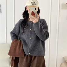 气质小香风毛衣女秋冬新款圆领针织衫外套韩版洋气休闲纽扣开衫潮