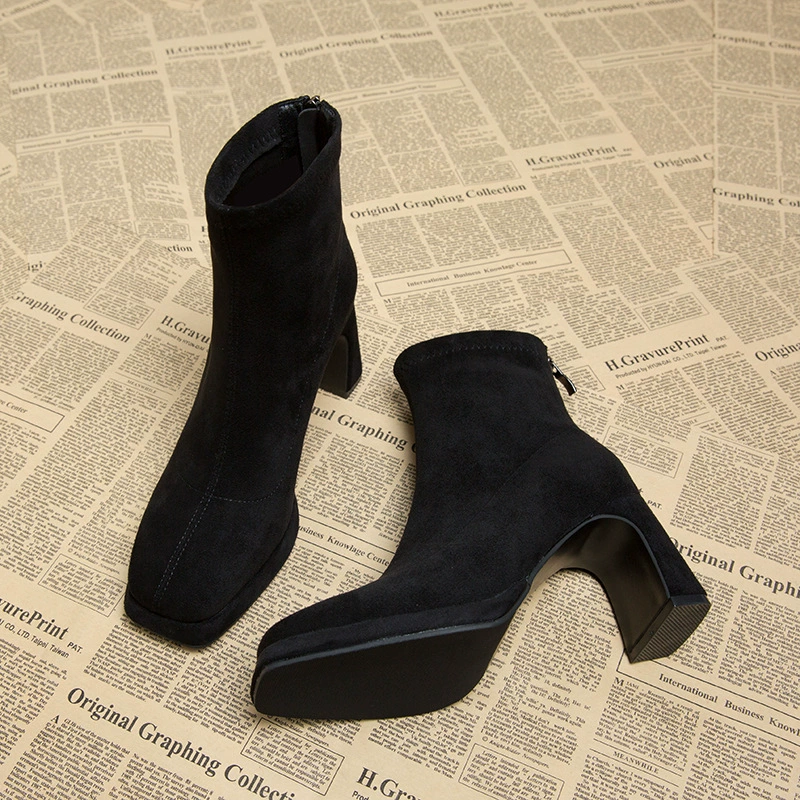 Женские высокие сапоги на каблуке 9613-3, зимние облегающие сапоги 2025 года, осенне-зимняя женская обувь, модные замшевые короткие сапоги