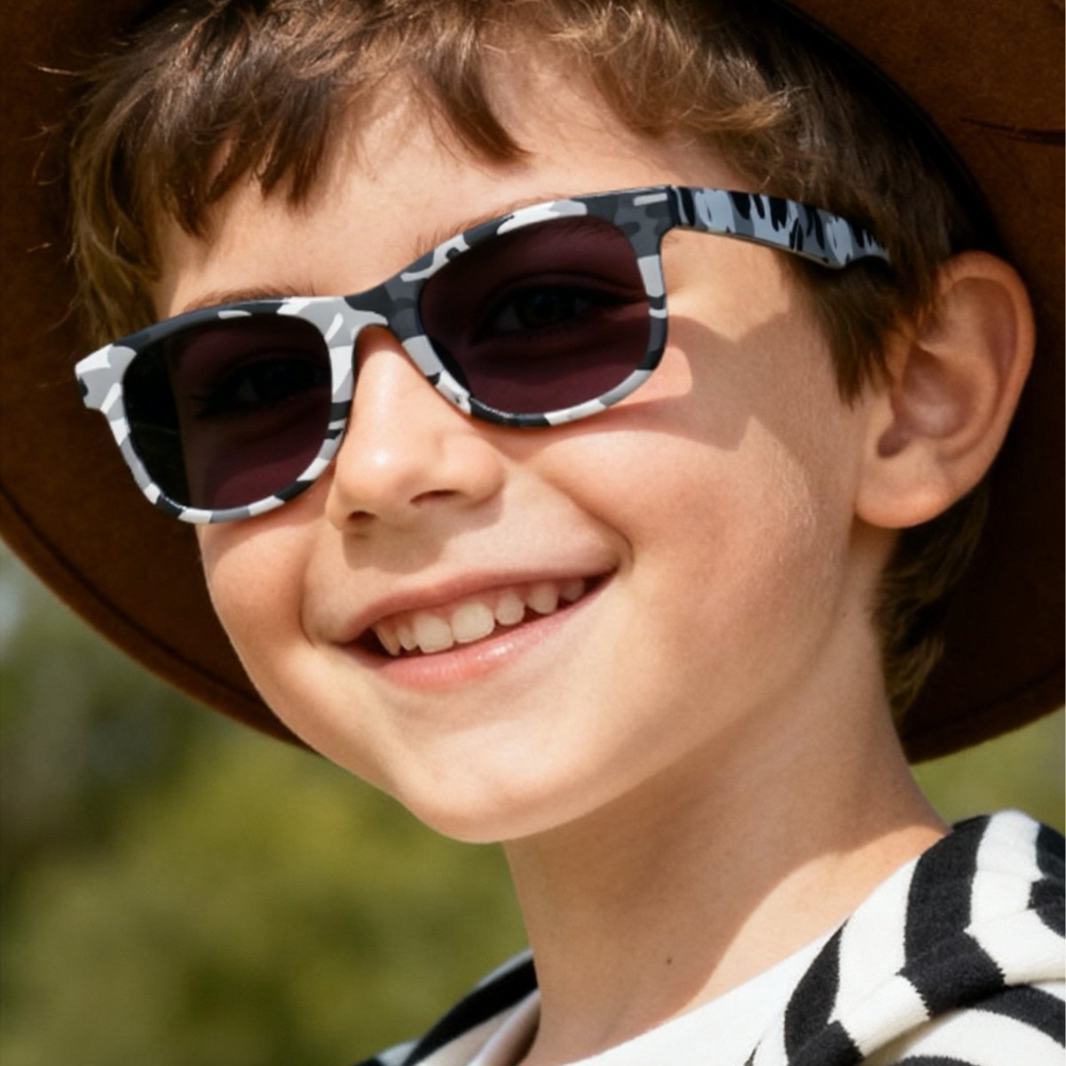 Gafas de Sol Infantiles Versátiles de la Serie Camuflaje Rain Cross-Border, Lindas Gafas de Sol Cuadradas Coloridas para Bebés
