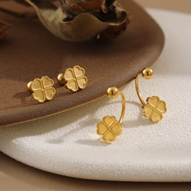 项链;耳钉;戒指