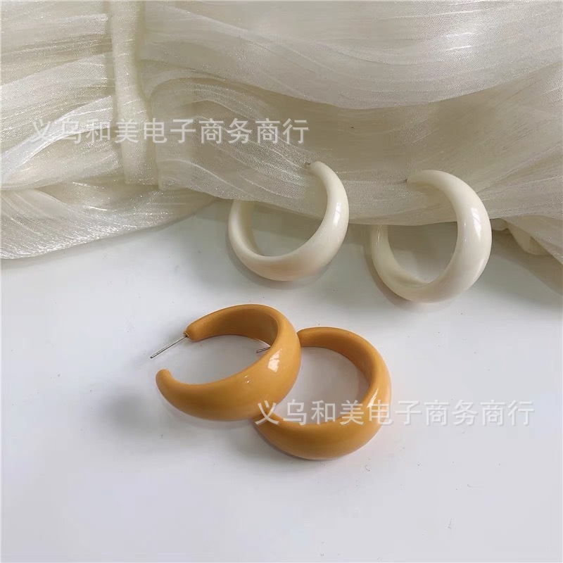 Yellow white earrings