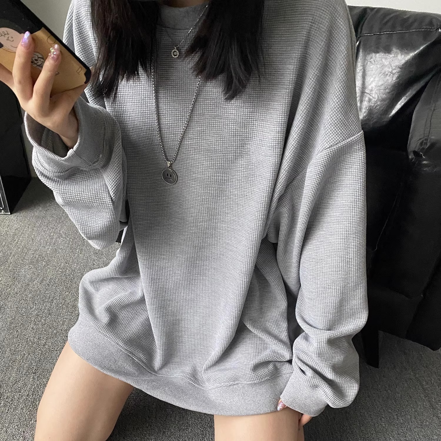 Waffle cuello redondo camiseta de manga larga de otoño 2026 nuevo negro delgado suelto blusa de color sólido camiseta de mujer image 3