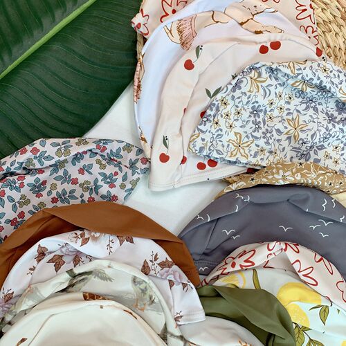 Xinyu children's printed baby swimming pool cloth swimming cap ins children's simple swimming cap with random colors